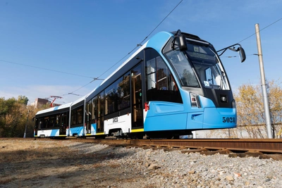 Авария в Волгограде изменила маршруты скоростного трамвая