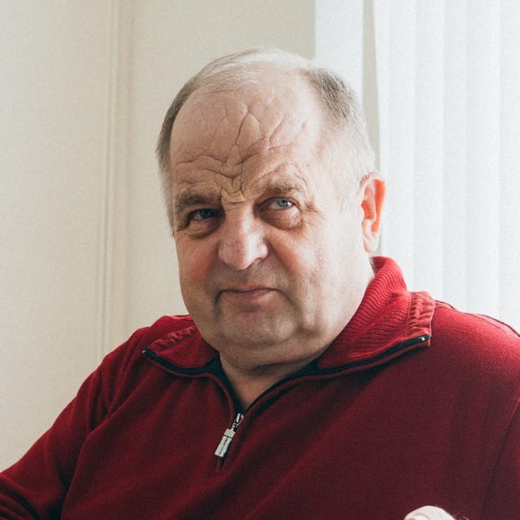 <p>Владимир Балахонов</p>
