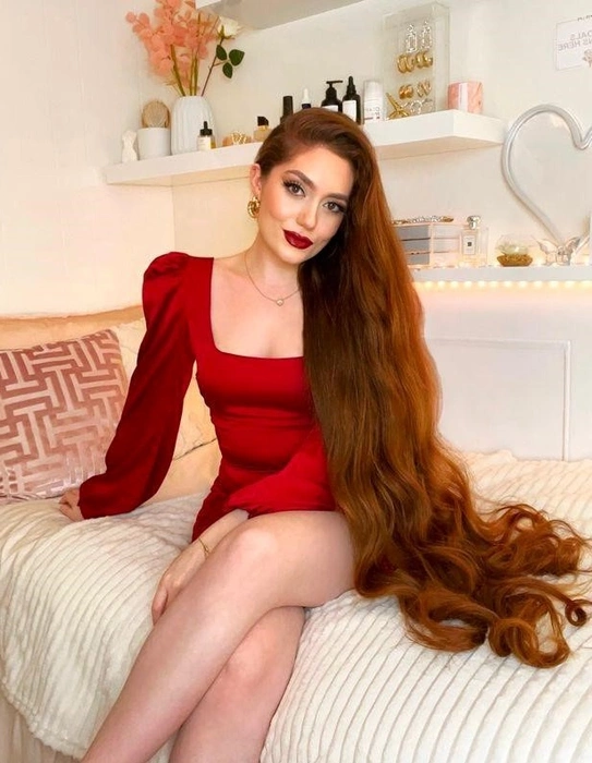 В блоге Жасмин рассказывает об уходе за такими волосами | Источник: jasmine_lars / Instagram (деятельность запрещена в РФ)