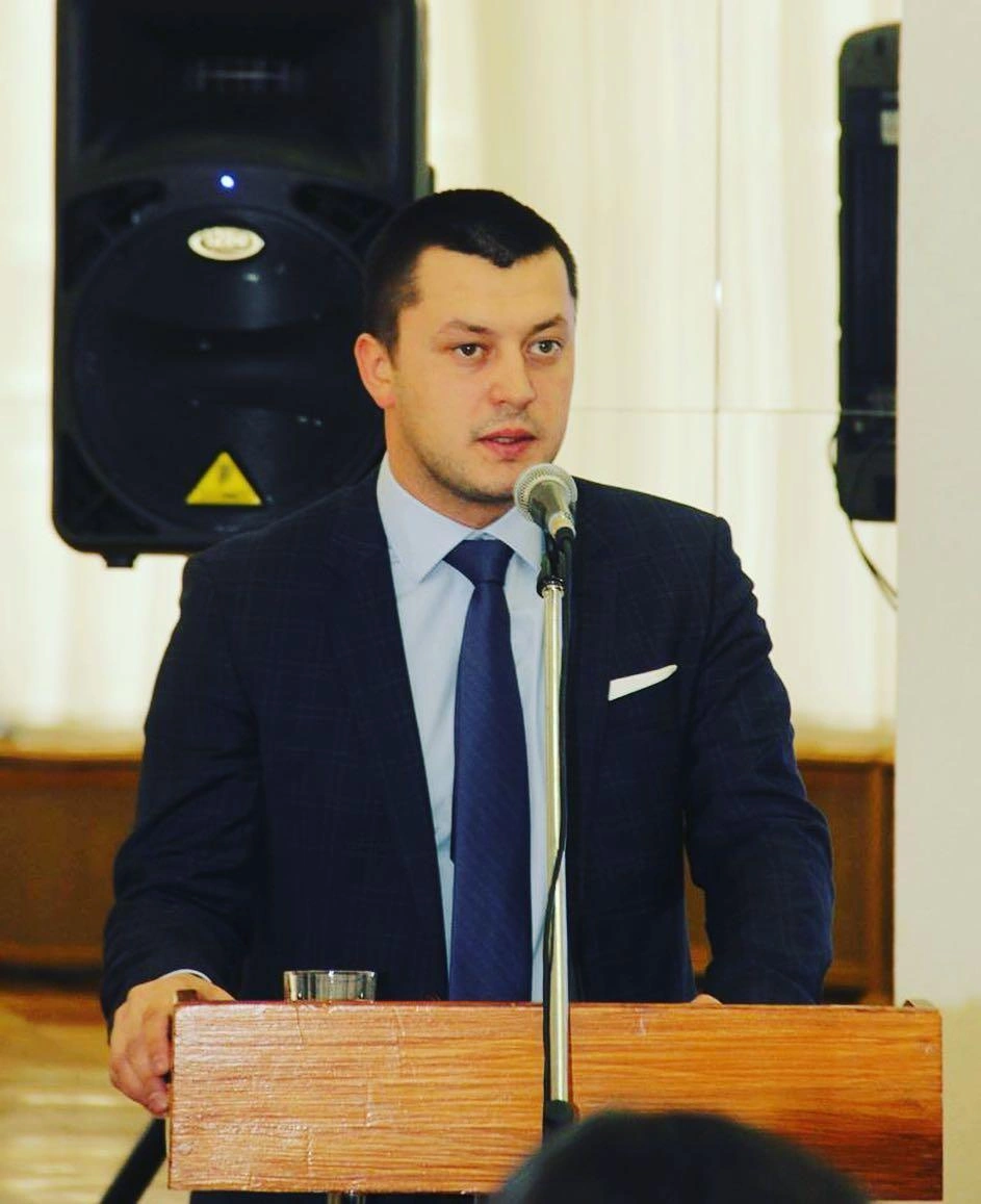 Ратмир Мавлиев&nbsp;— на снимке ему 27 лет | Источник: ratmir.mavliev / Instagram (экстремистская организация, деятельность запрещена на территории РФ)
