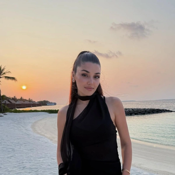 ханде эрчел, ханде эрчел 2025, ханде эрчел фильмы, ханде эрчел сериалы, ханде эрчел сегодня, ханде эрчел фото, ханде эрчел биография, актриса ханде эрчел, ханде эрчел главное, ханде эрчел сейчас | Источник: Социальные сети