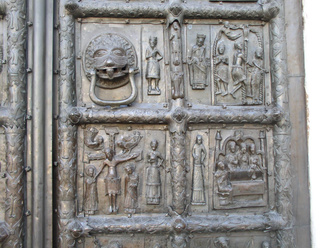 Домонгольское могущество: как новгородский Софийский собор получил свои знаменитые врата