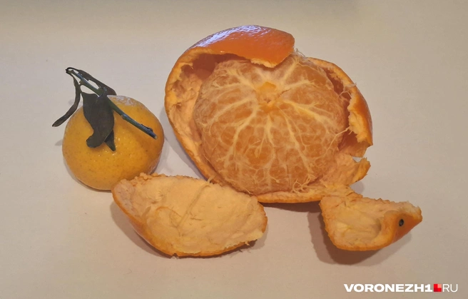 Абхазский и испанский мандарины | Источник: Алёна Воропаева / Voronezh1.ru