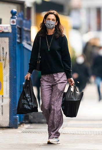 Кэти Холмс в Нью-Йорке | marieclaire.ru