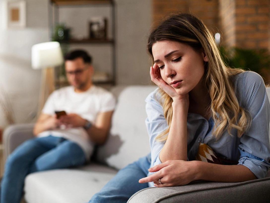 Печальный вердикт: грустный факт об отношениях, который заставит вас удалить приложения для знакомств | marieclaire.ru