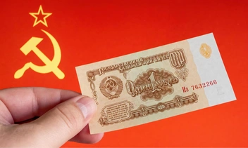 Накормить семью и сходить в кино: что в СССР можно было купить на 1 рубль