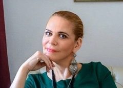 Алена Яковлева: «Общаюсь со всеми своими мужьями»