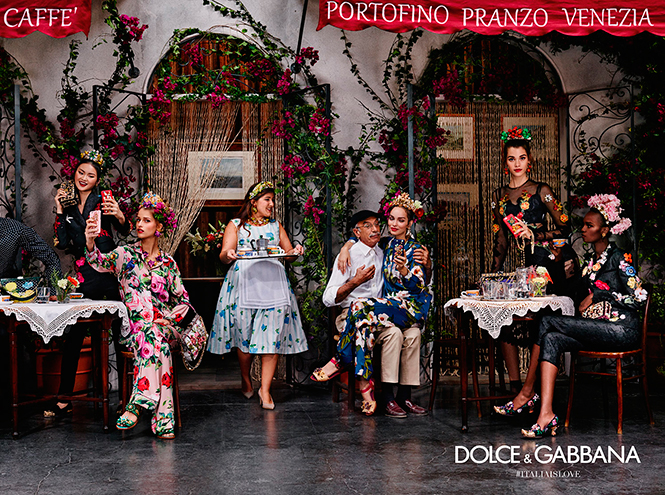 Dolce&Gabbana "взорвал" зиму кадрами летней рекламной кампании 2016