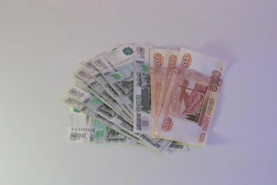 Суд взыскал с дроппера 900 тысяч рублей за обман приморской жительницы