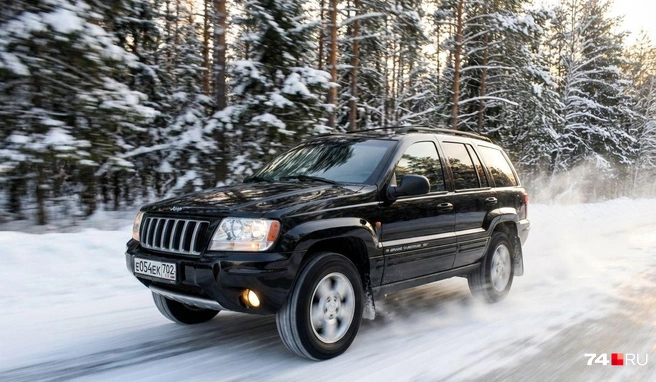 У Jeep Grand Cherokee поколения WJ появился пятиступенчатый автомат | Источник: Артем Краснов
