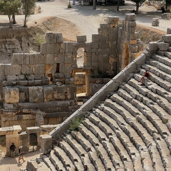 Древний город Мира, амфитеатр | Источник: Елизавета Пенкина