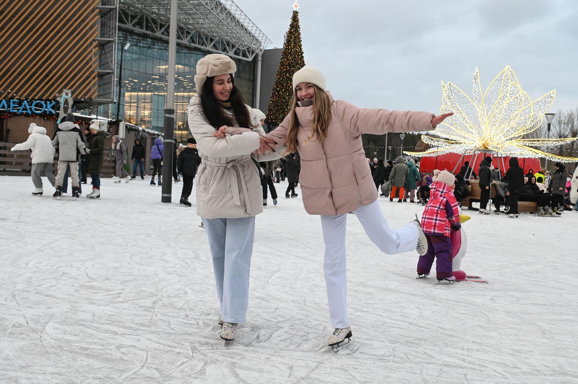 Все на лёд! Раскрываем, где дешево покататься на коньках в Екатеринбурге