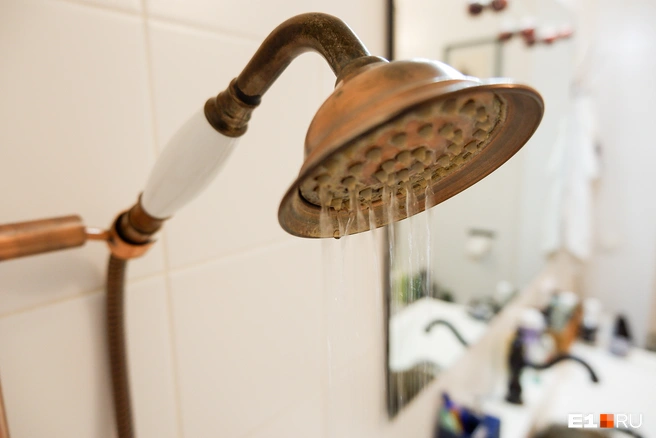 Жителям рекомендуют заранее запастись водой | Источник: Дарья Селенская / Городские медиа