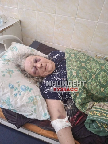 В таком состоянии бабушку нашли родные | Источник: Инцидент Кузбасс / телеграм-канал