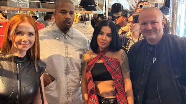 Лена Катина и Юлия Волкова встретились с Канье Уэстом: почему их общее фото тут же стало мемом