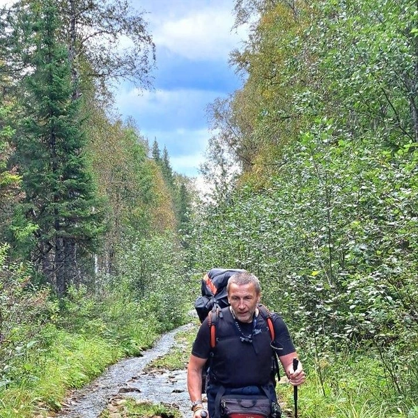 Если не болото, то вот так. Очень редко сухие участки попадаются. В общем впечатление от похода&nbsp;— как от фильма «Водный мир» | Источник: Евгений Рубе специально для 72.RU