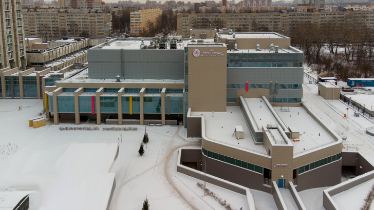 «Город» для пациента: как строят современные стационары в Петербурге и что там внутри