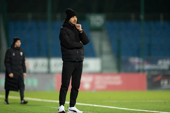 Стиль игры Ильдара Ахметзянова чем-то похож на футбол Марцела Лички, которого так любят фанаты «Оренбурга» | Источник: ФК «КАМАЗ» Набережные Челны / ВКонтакте