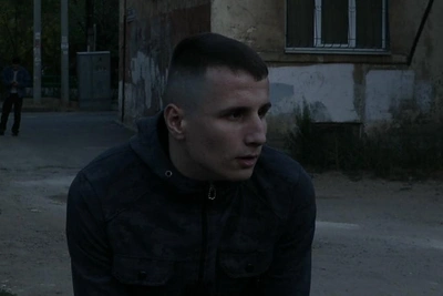 Роман Высоцкий сыграет отца гопника в фильме «Каменка»