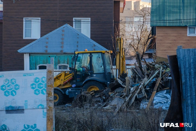 Власти размещают заказы на снос как многоквартирных, так и частных домов | Источник: Булат Салихов / UFA1.RU