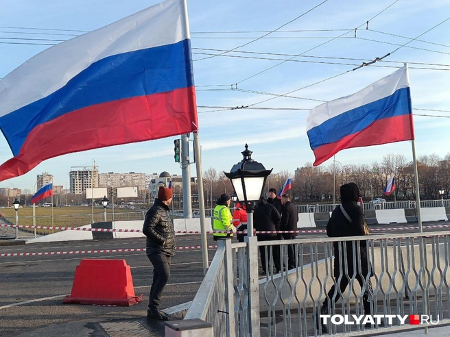Последние приготовления, исполнители волнуются, обсуждают последние приготовления | Источник: Юлия Дроглева
