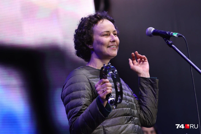 Юлия Чичерина стала главным исполнителем праздничного концерта в Челябинске | Источник: Наталья Лапцевич