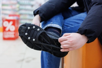 Волгоградцы подрались в очереди за ледоступами