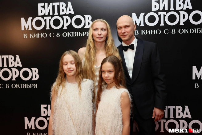 Юра Борисов с семьей | Источник: Артём Устюжанин / MSK1.RU