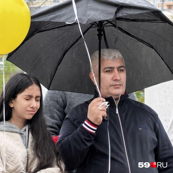 Во время траурного митинга вслух зачитали все имена погибших | Источник: Вероника Свизева / 59.RU