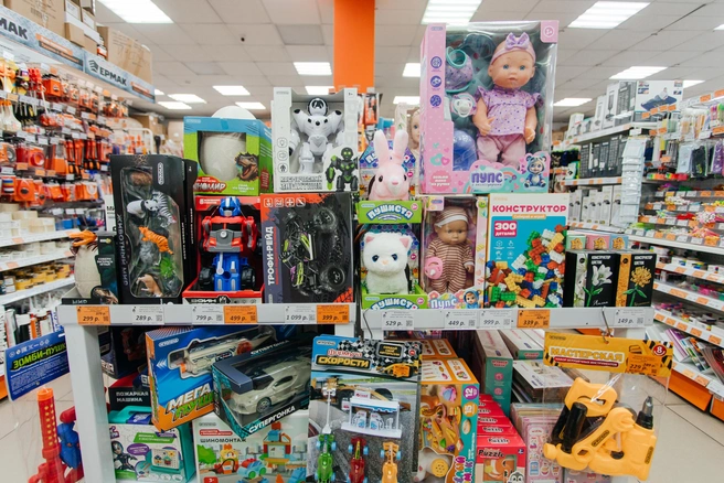 Презенты найдутся для детей и взрослых | Источник: Ксения Зимина