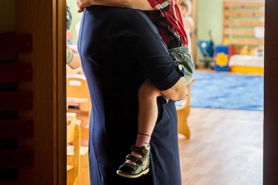 Более 400 тюменских детей-сирот обрели новые семьи