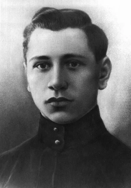 Это Николай Руднев, именем которого названа улица и пристань в Кировском районе | Источник: Мемориально-исторический музей