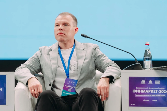 Основатель «ВкуссВилл. Практика» Евгений Щепин рассказал, что важно сегодняшнему покупателю: «Заказать в один клик — уже не в тренде, должно быть в полклика» | Источник: СОФПП