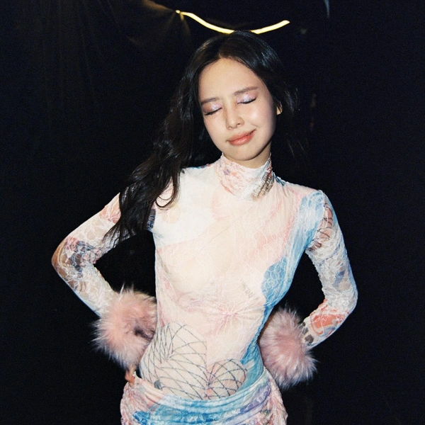 Источник: @jennierubyjane