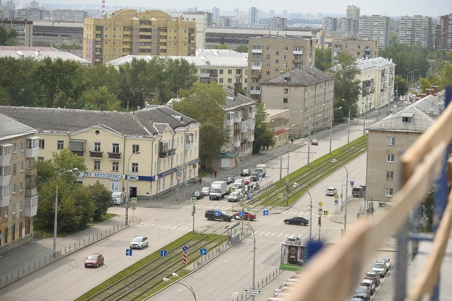 Новостройки пользуются спросом на Уралмаше, так как многие местные жители хотели бы улучшить свои жилищные условия | Источник: Максим Воробьев