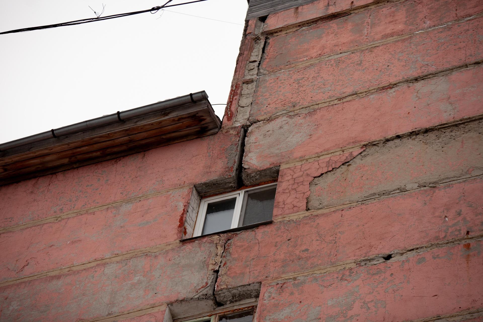 Пансионат на Бабарынке треснул и разваливается пополам, чиновники уверяют,  что ситуация находится под контролем, 26 февраля 2020 года - 26 февраля  2020 - 72.ру