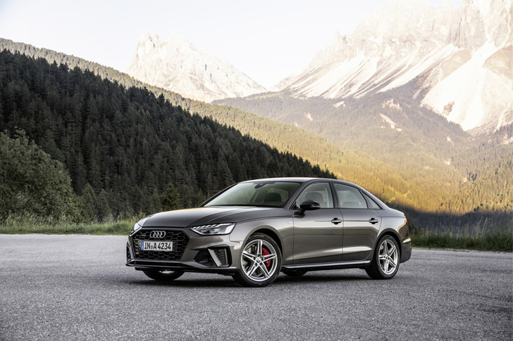 Спортивный характер и исключительная эффективность: обновленные Audi A4 и Audi A5