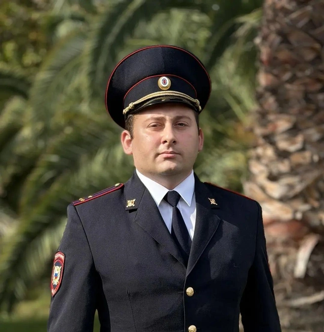 Оганес Кремлян служит в полиции с 2015 года | Источник: channel_sochi_23_mvd_ru/max.ru