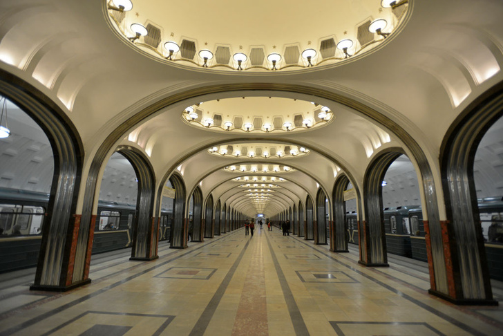 Фото №1 - У Московского метрополитена появилось 135 официальных гидов