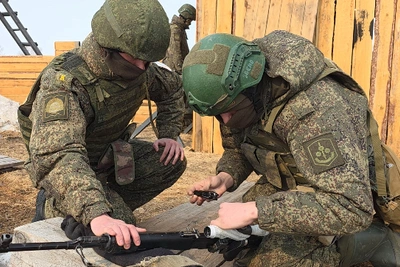 Курсанты ДВОКУ прошли военную практику в войсках