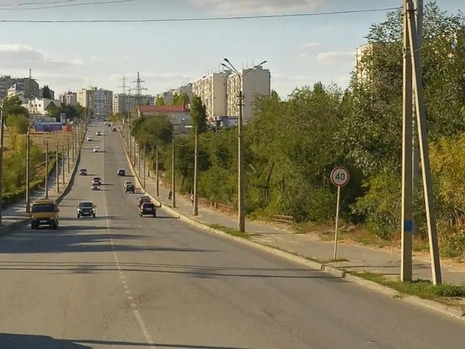 В мэрии Камышина заявили, что знак появился после смертельного ДТП | Источник: Яндекс Карты