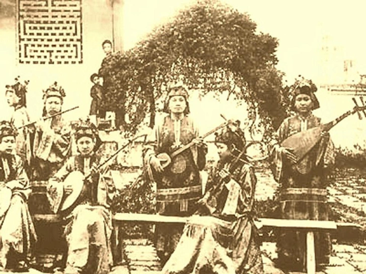 Придворные музыканты, Вьетнам, начало XX века | Источник: Wikimedia Commons 