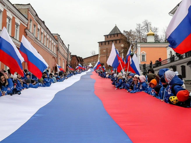 На праздничных событиях присутствовали многочисленные гости. | Источник: Наталья Бурухина / NN.RU