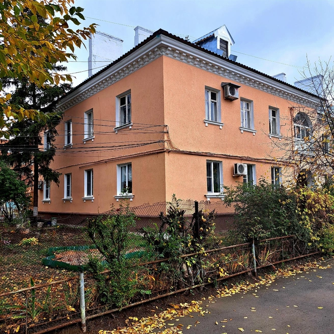 Цвет удачно вписался в ландшафт | Источник: «Комсомольский район рулит» / vk.com