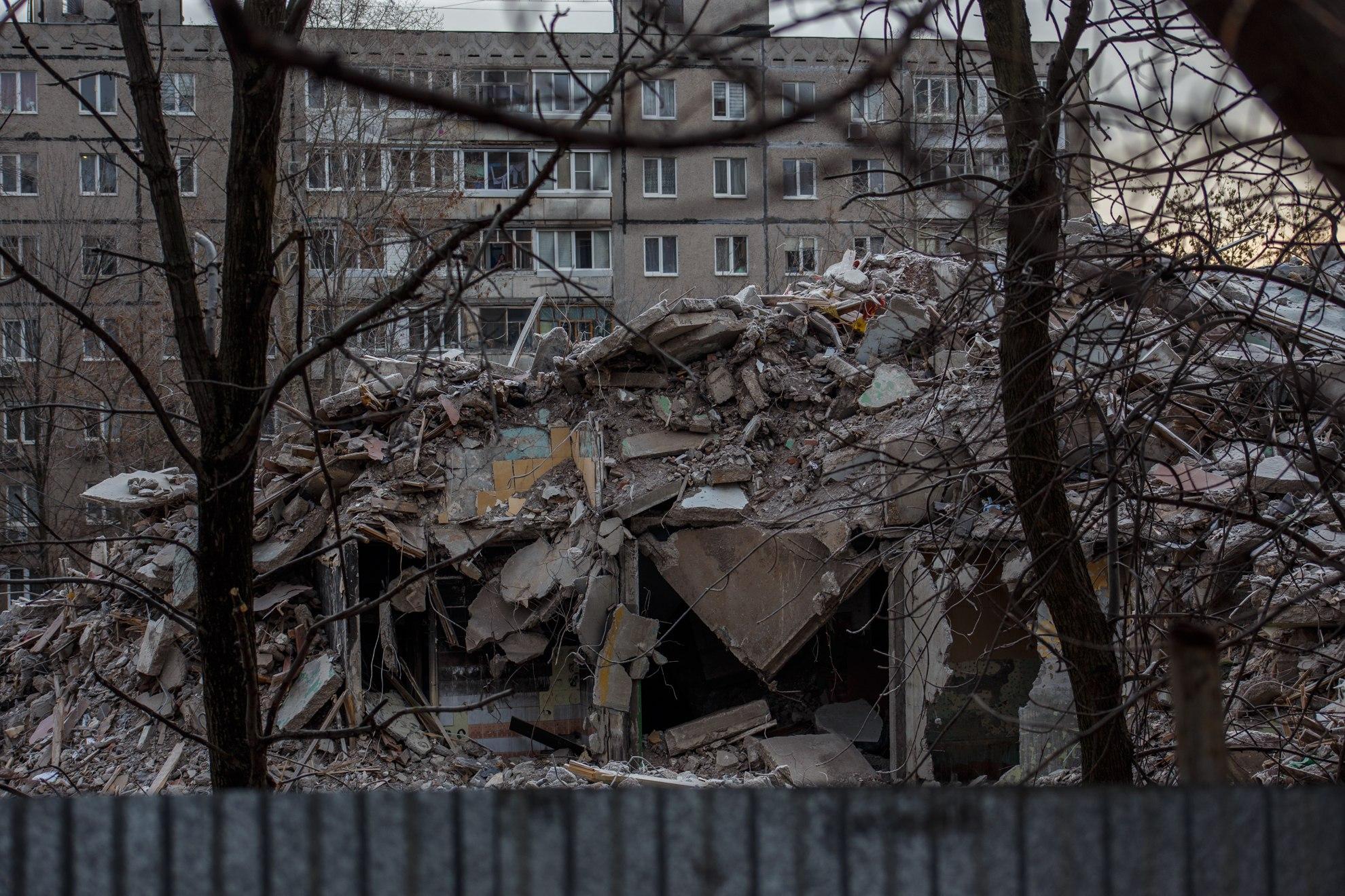 Старые картины и куски панелей: что осталось от скандальной многоэтажки на  Уфимском шоссе - 22 ноября 2023 - УФА1.ру