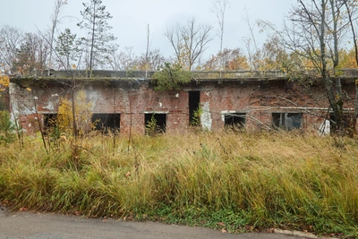 Здание с камерами пыток продают за 1 рубль в Приморье
