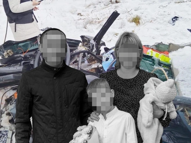 Погибшие находились в салоне автомобиля во время аварии. | Источник: Юрий Орлов / Городские медиа