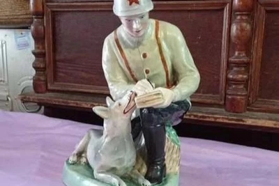 Статуэтка «Связист с собакой»: 55 тыс. руб. в Новосибирске