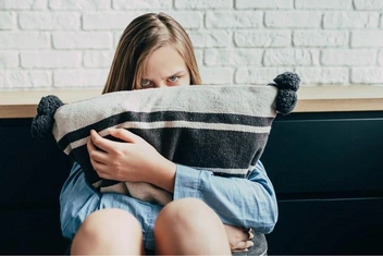 «Я уродлива и совершенно не понимаю, как можно стать красивой. У меня даже были попытки покончить с собой»