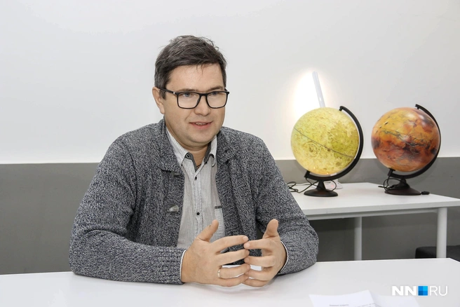 Лектор Нижегородского планетария Алексей Киселёв ответил на 10 наивных вопросов о космосе | Источник: Наталья Бурухина / NN.RU